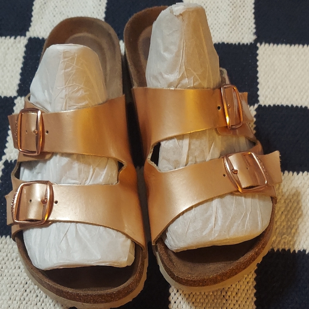 Yokono double leather strap, cork footbed, sandals (Birkenstock style) Sz 39 (8)